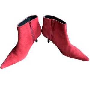 PAZZO Rave Ruby Suede Leather Pointed Toe Ankle Boots, Size 8.5